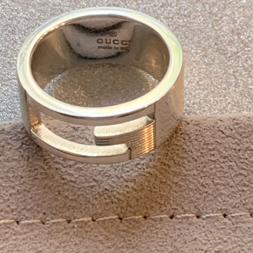 Gucci- .925 Anniversary Ring - Picture 6 of 8